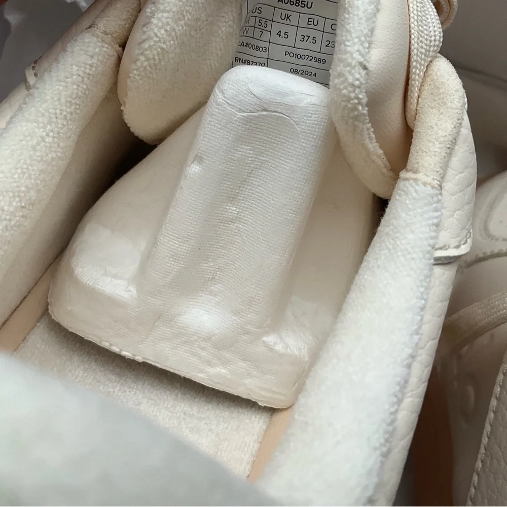 ALO Yoga new box